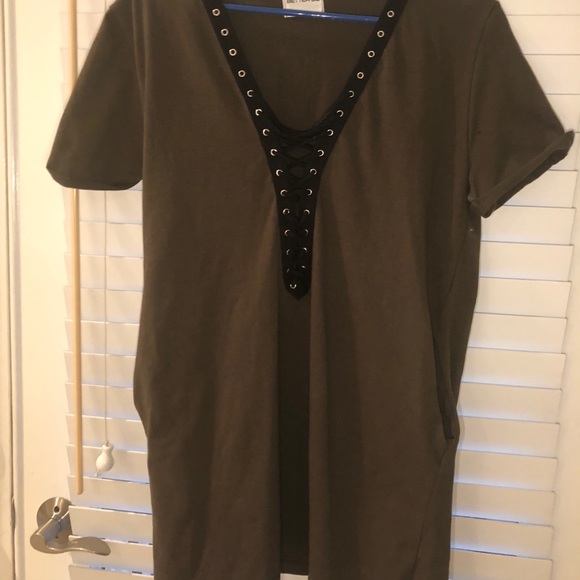 Better be - army green lace up tunic - Picture 2 of 4